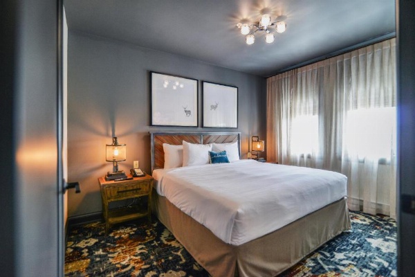 The Stella Hotel & Ballroom image 12